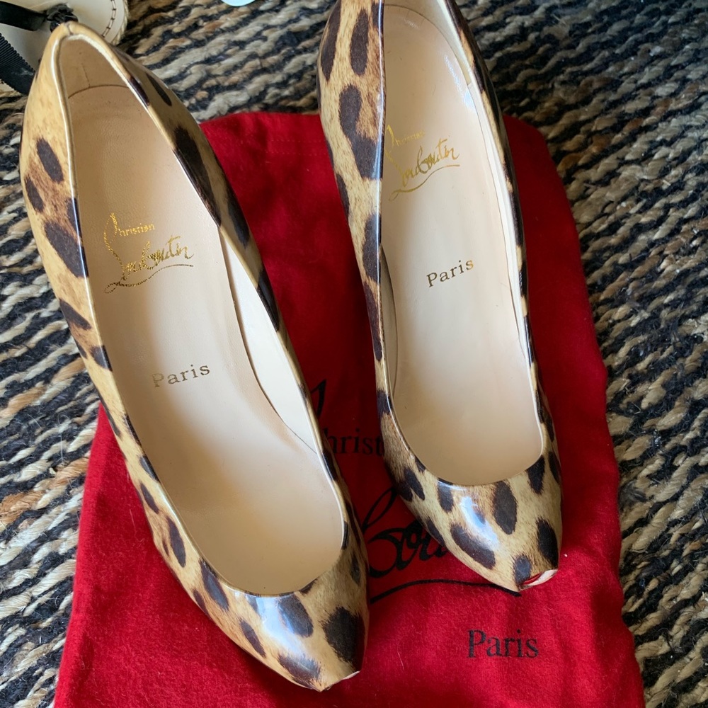 Christian louboutin heels - Picture 2 of 5
